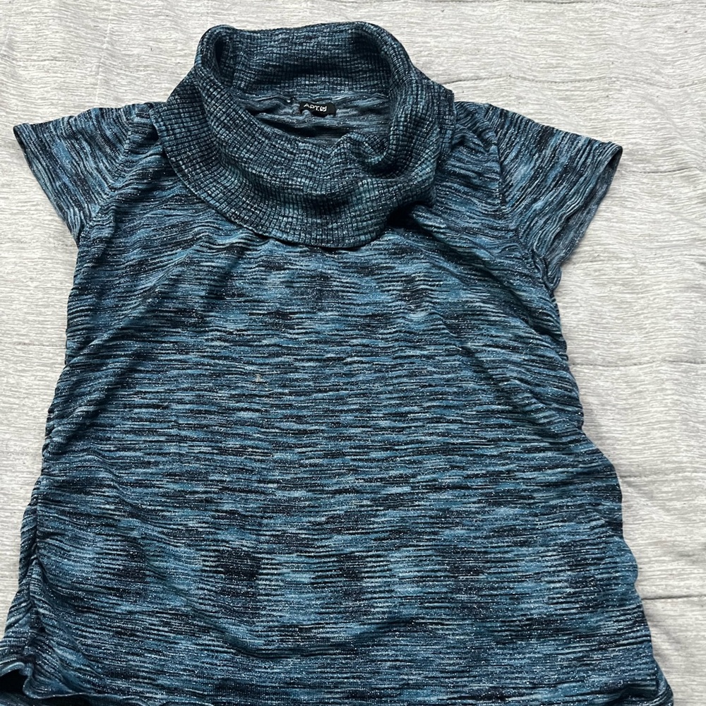 APT.9 Women's Blue Blouse. Size: XL